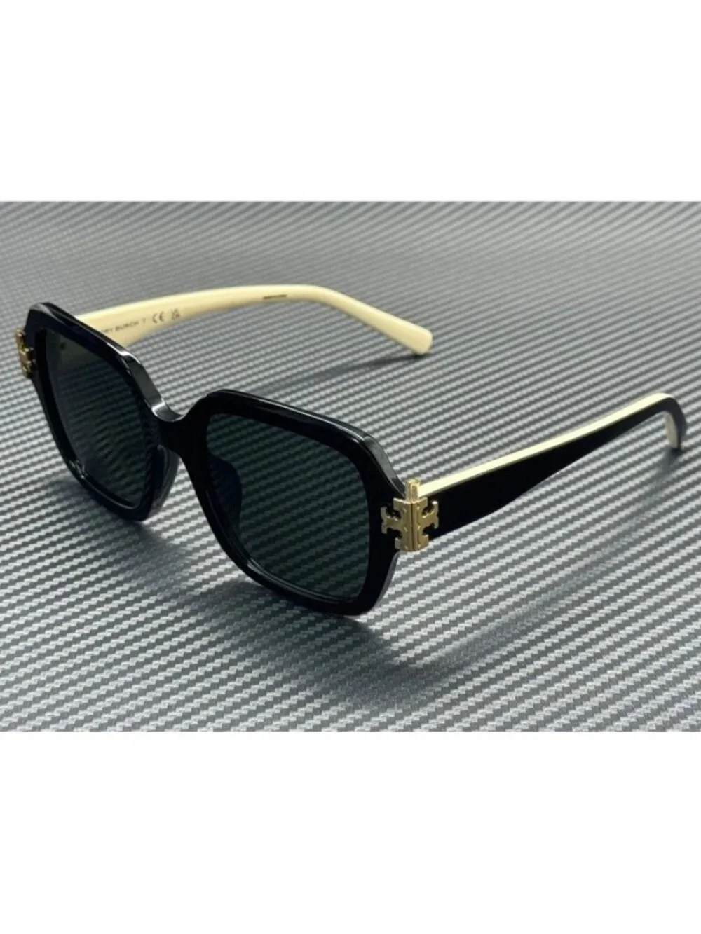 New Tory Burch Women Black Sunglasses -20-140